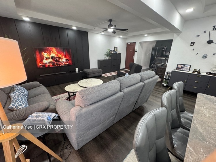 Blk 910 Jurong West Street 91 (Jurong West), HDB Executive #569613661